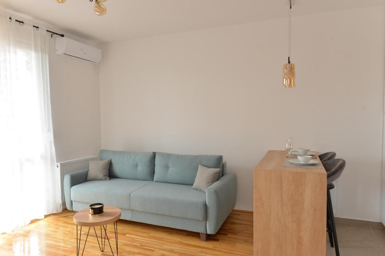 Hm Apartments Indija Экстерьер фото