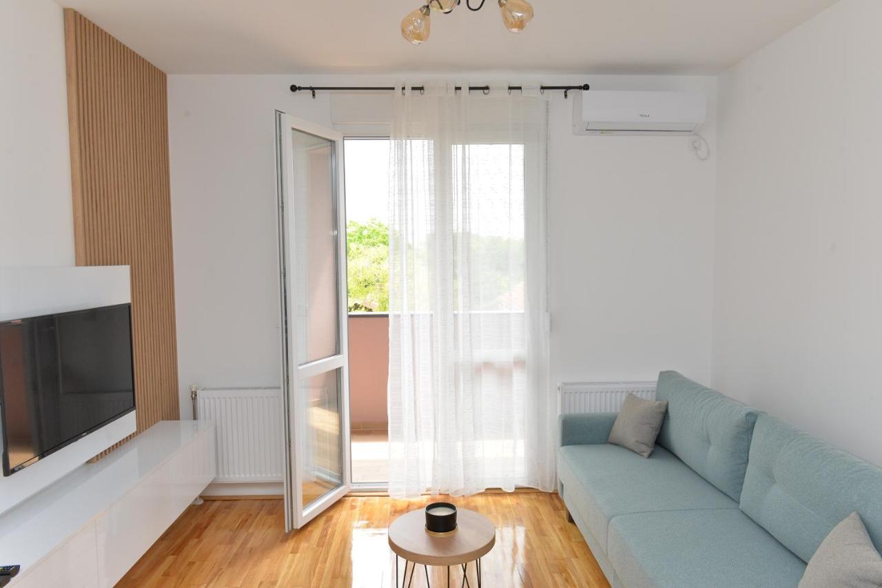 Hm Apartments Indija Экстерьер фото