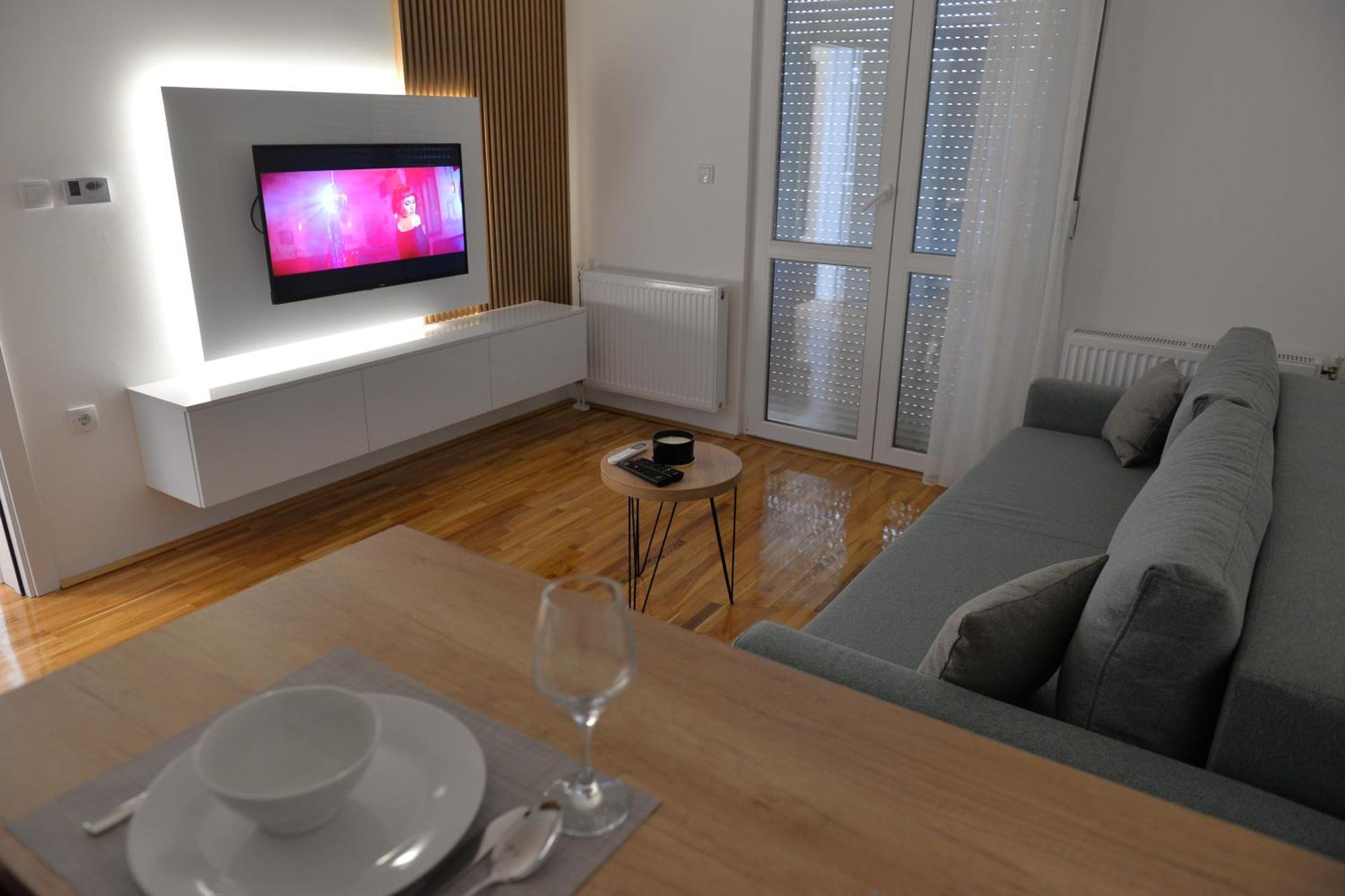 Hm Apartments Indija Экстерьер фото