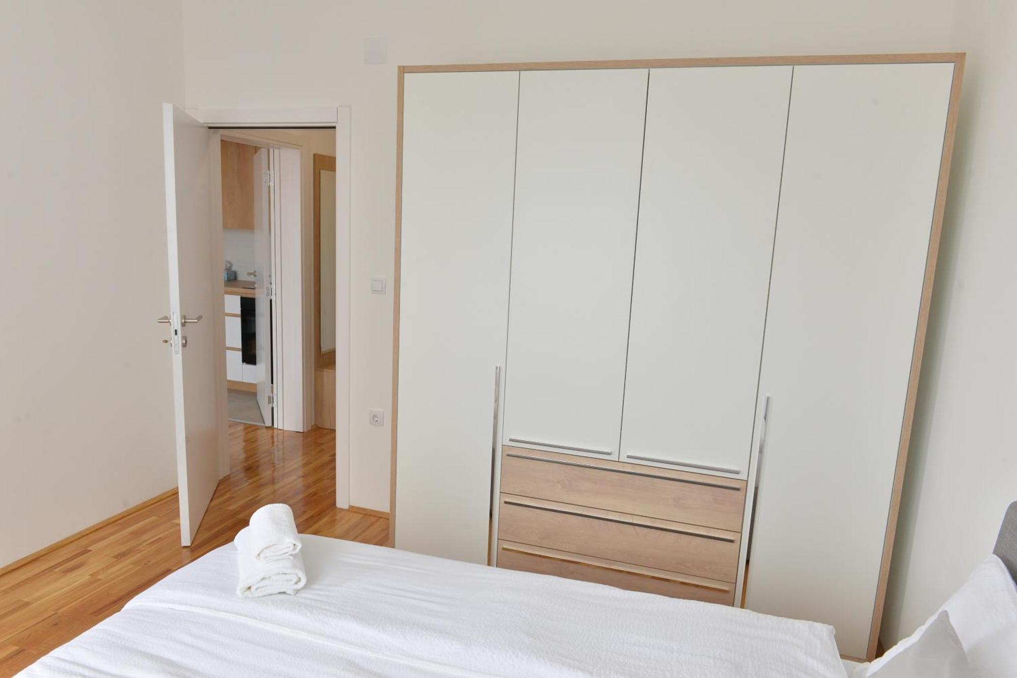 Hm Apartments Indija Экстерьер фото