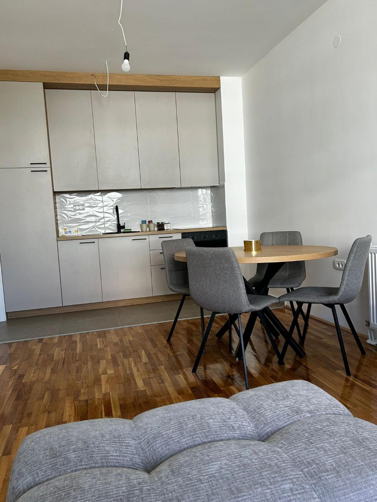 Hm Apartments Indija Экстерьер фото